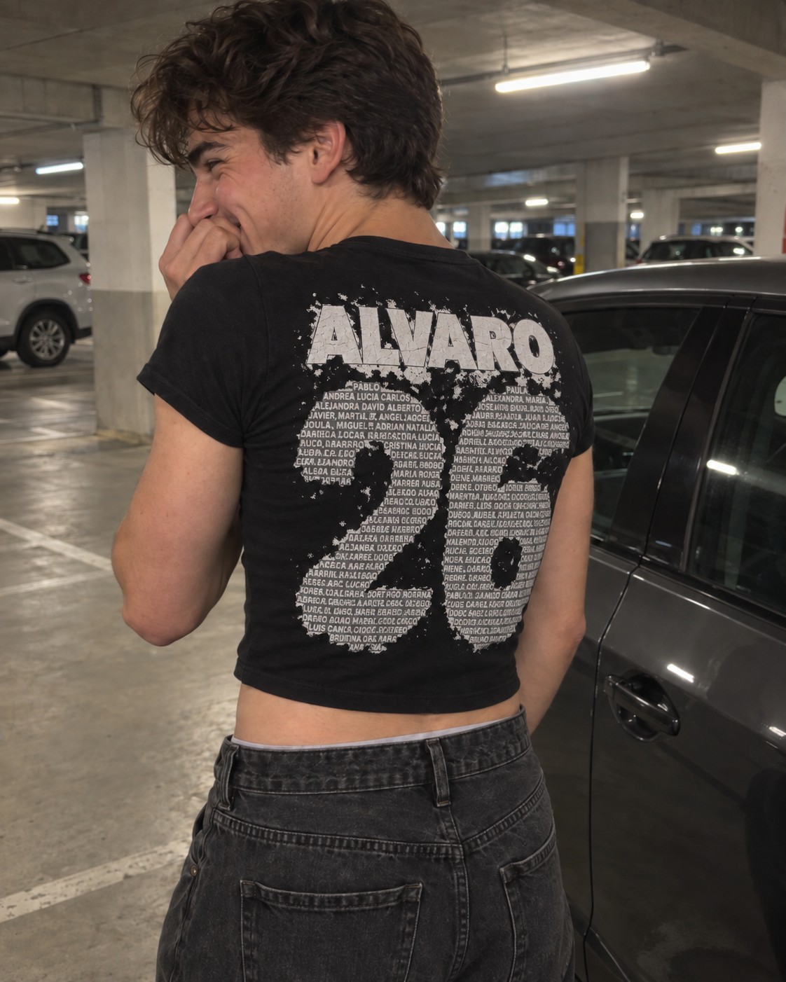 Origen de Kuadrilla: camiseta personalizada equivocada en un parking